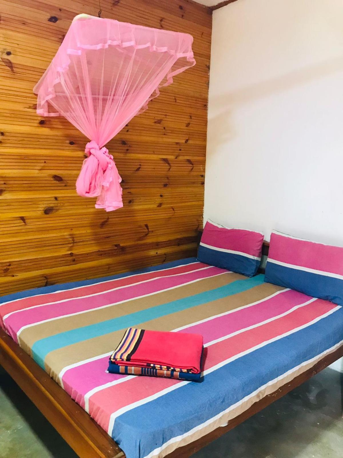 Walkers Hostel Тринкомали Экстерьер фото